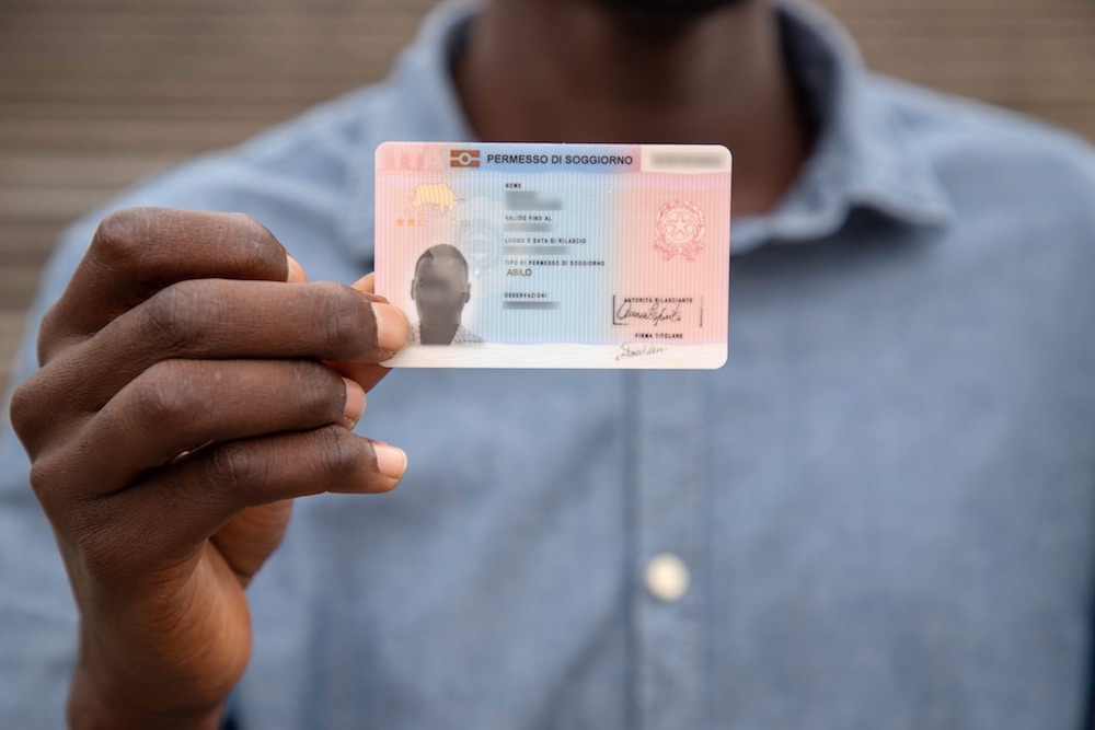 refugee travel document visa to italy